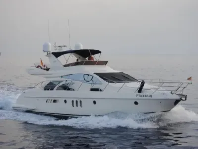 Azimut 55