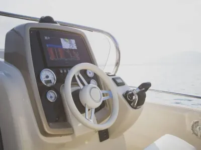 Azimut 58 2011