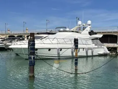 Azimut 62 Fly
