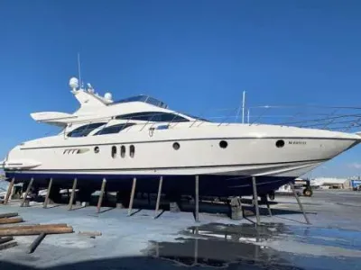 Azimut 62 FLY