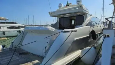 Azimut 62S