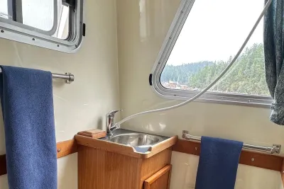 Azimut 64 2012