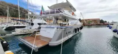 Azimut 75