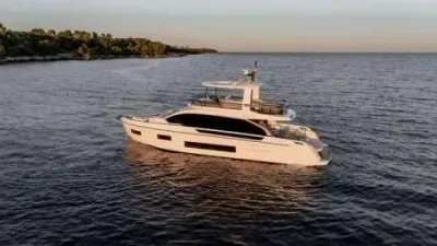 Azimut Fly 62