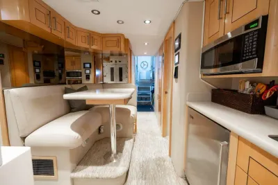 Azimut Grande 32M 2012