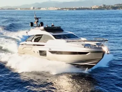 Azimut S8