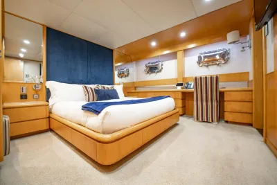 Azimut Seadeck 6 2025