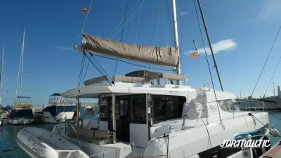 Bali 4.4 BALI CATAMARÁN