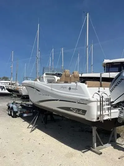 Bateau JEANNEAU CAP CAMARAT 7.5 CC SÉRIE 2 occasion France