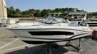 Bateau JEANNEAU CAP CAMARAT 7.5 WA SÉRIE 3 occasion France