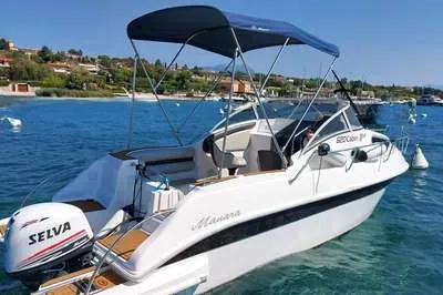 Bateau MANARA 620 CABIN occasion Italie