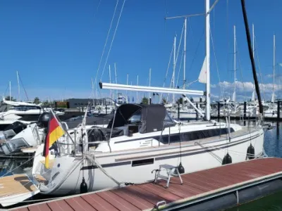 Bavaria 34 Cruiser Style