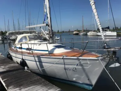Bavaria 37 S