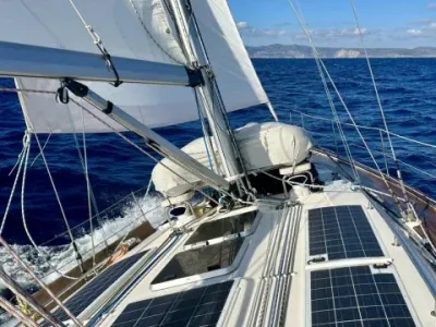 Bavaria 42
