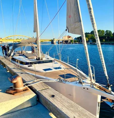 Bavaria C 57