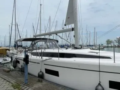 Bavaria C42 - 2023