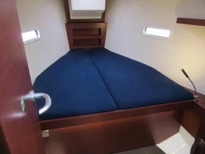Bavaria Cruiser 32 2011