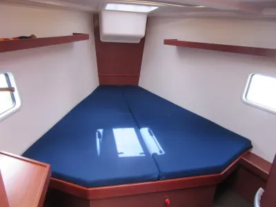 Bavaria Cruiser 36 2011