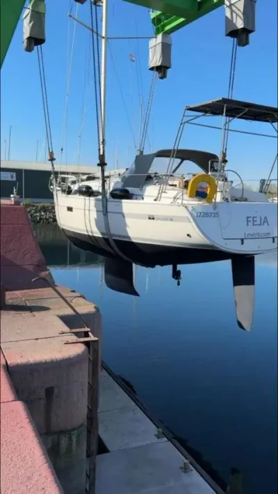 Bavaria Cruiser 36