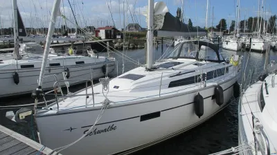 Bavaria Cruiser 37
