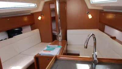 Bavaria Cruiser 37 2022