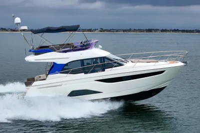 Bavaria R40 Fly 2017