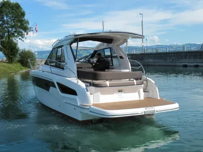 Bavaria S33 HT