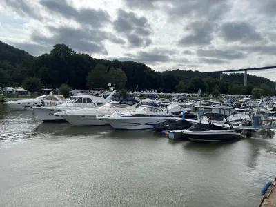 Bayliner Avanti Express 3255