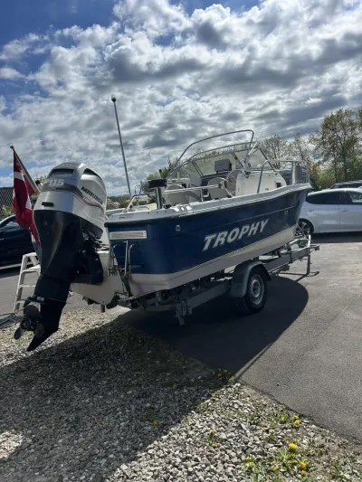 Bayliner Trophy