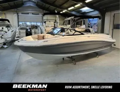 Bayliner VR6 Bowrider