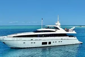 Beachfront II 104' Princess 2012