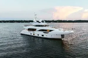 BELLA VITA 95' Benetti 2019