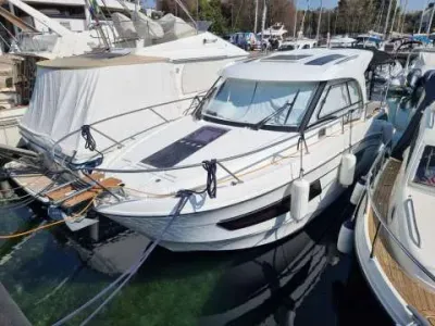 Beneteau Antares 9