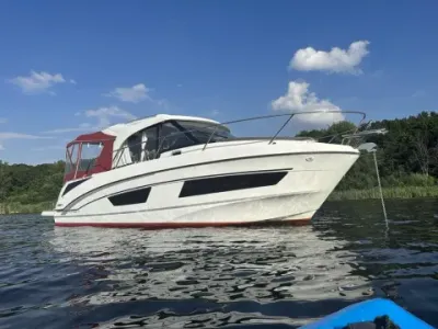Beneteau Antares 9
