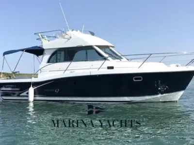 Beneteau Antares 9