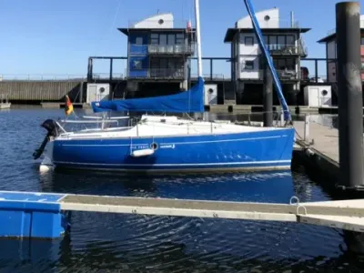 Beneteau First 210