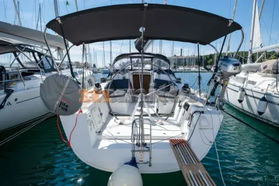 Beneteau First 35