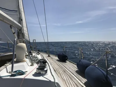 Beneteau First 435