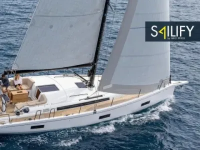 Beneteau First 44