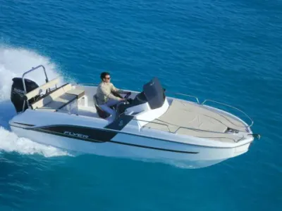 Beneteau Flyer 6.6 Sundeck