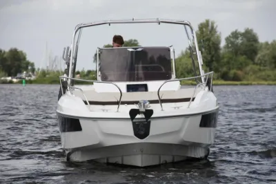 Beneteau Flyer 7.7 Sundeck
