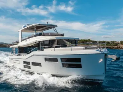 Beneteau Grand Trawler 62