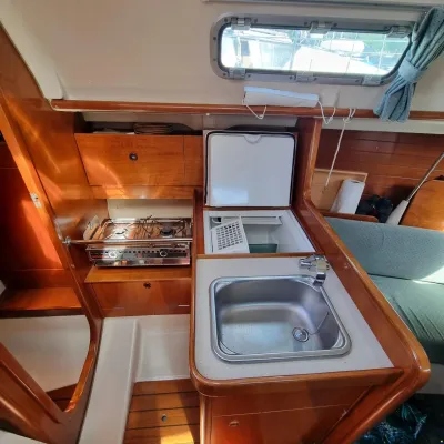 Beneteau Oceanis 281