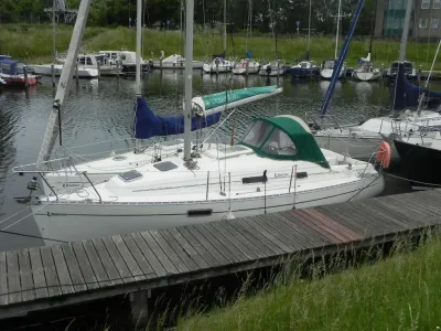Beneteau Oceanis 281