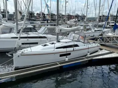 Beneteau Oceanis 30.1