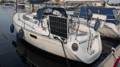 Beneteau Oceanis 320