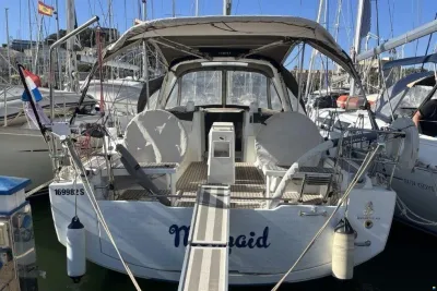 Beneteau Oceanis 38