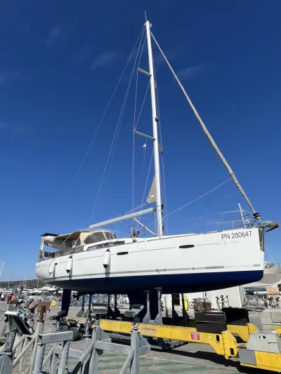Beneteau Oceanis 40
