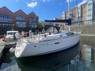 Beneteau Oceanis 40 2008 Cruising Yacht
