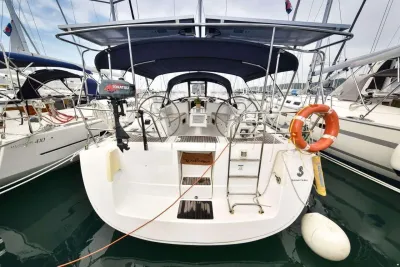 Beneteau OCEANIS 43